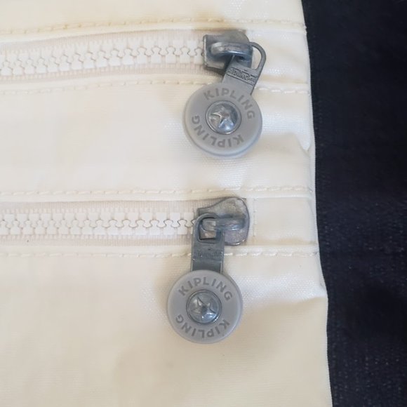 Kipling Womens Bag Davina White Gray Wide Strap Adjustable Nylon 12.5 x 10 - Picture 4 of 13